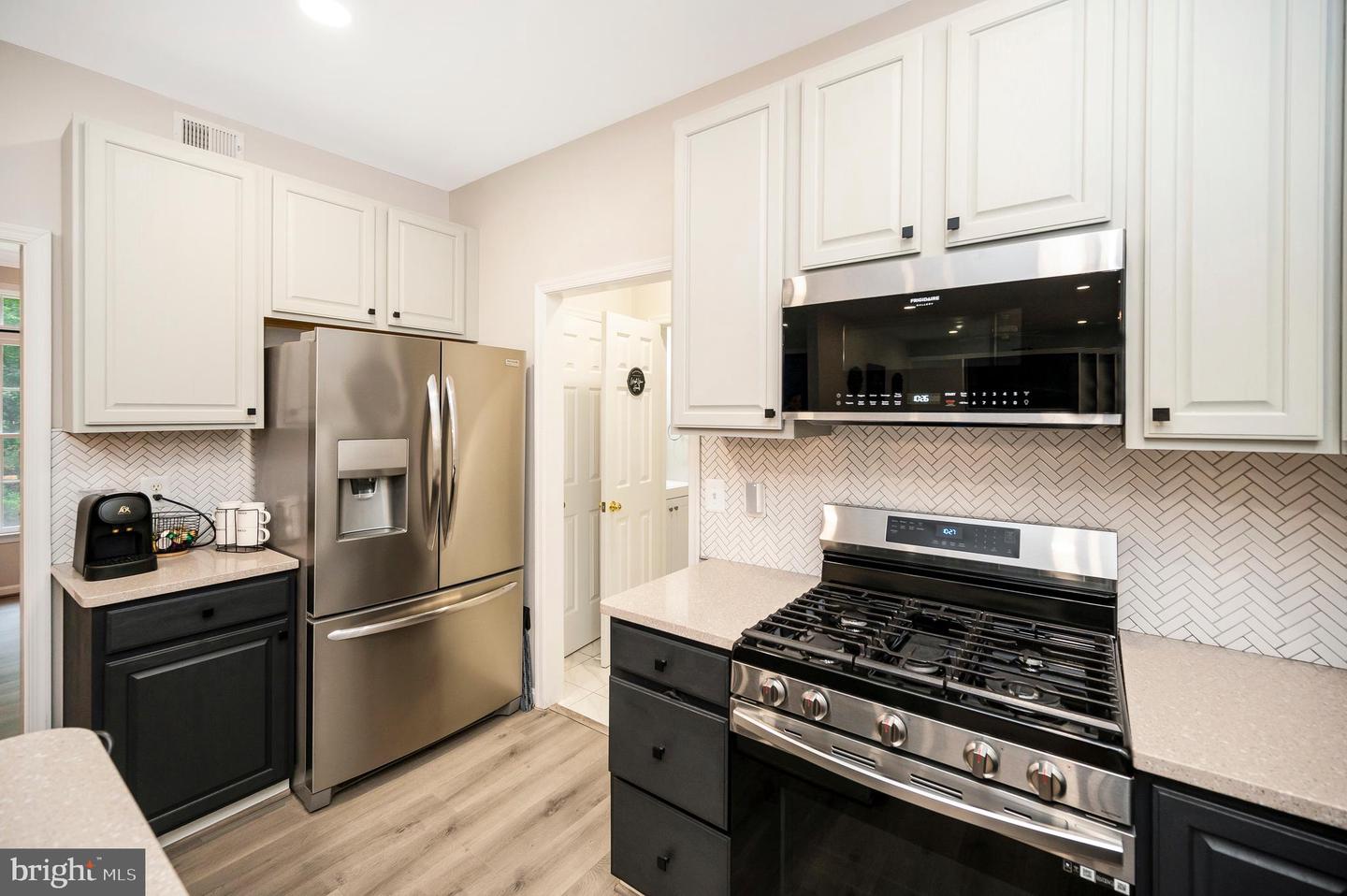 12424 SILENT WOLF DR, MANASSAS, Virginia 20112, 4 Bedrooms Bedrooms, ,3 BathroomsBathrooms,Residential,For sale,12424 SILENT WOLF DR,VAPW2096768 MLS # VAPW2096768