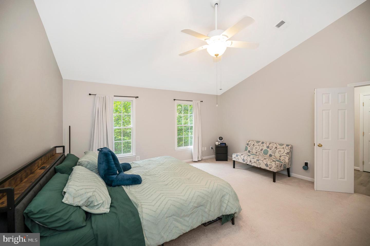 12424 SILENT WOLF DR, MANASSAS, Virginia 20112, 4 Bedrooms Bedrooms, ,3 BathroomsBathrooms,Residential,For sale,12424 SILENT WOLF DR,VAPW2096768 MLS # VAPW2096768