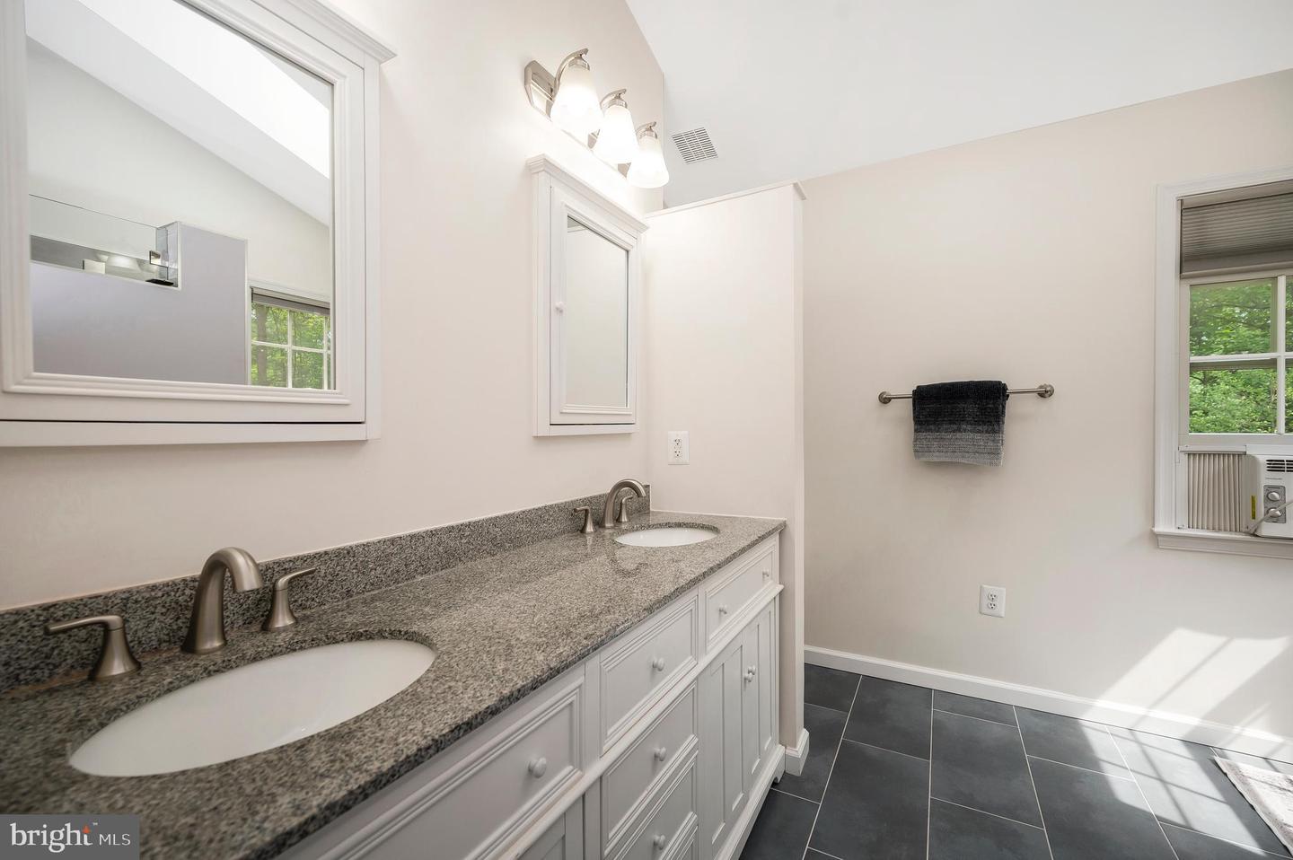 12424 SILENT WOLF DR, MANASSAS, Virginia 20112, 4 Bedrooms Bedrooms, ,3 BathroomsBathrooms,Residential,For sale,12424 SILENT WOLF DR,VAPW2096768 MLS # VAPW2096768