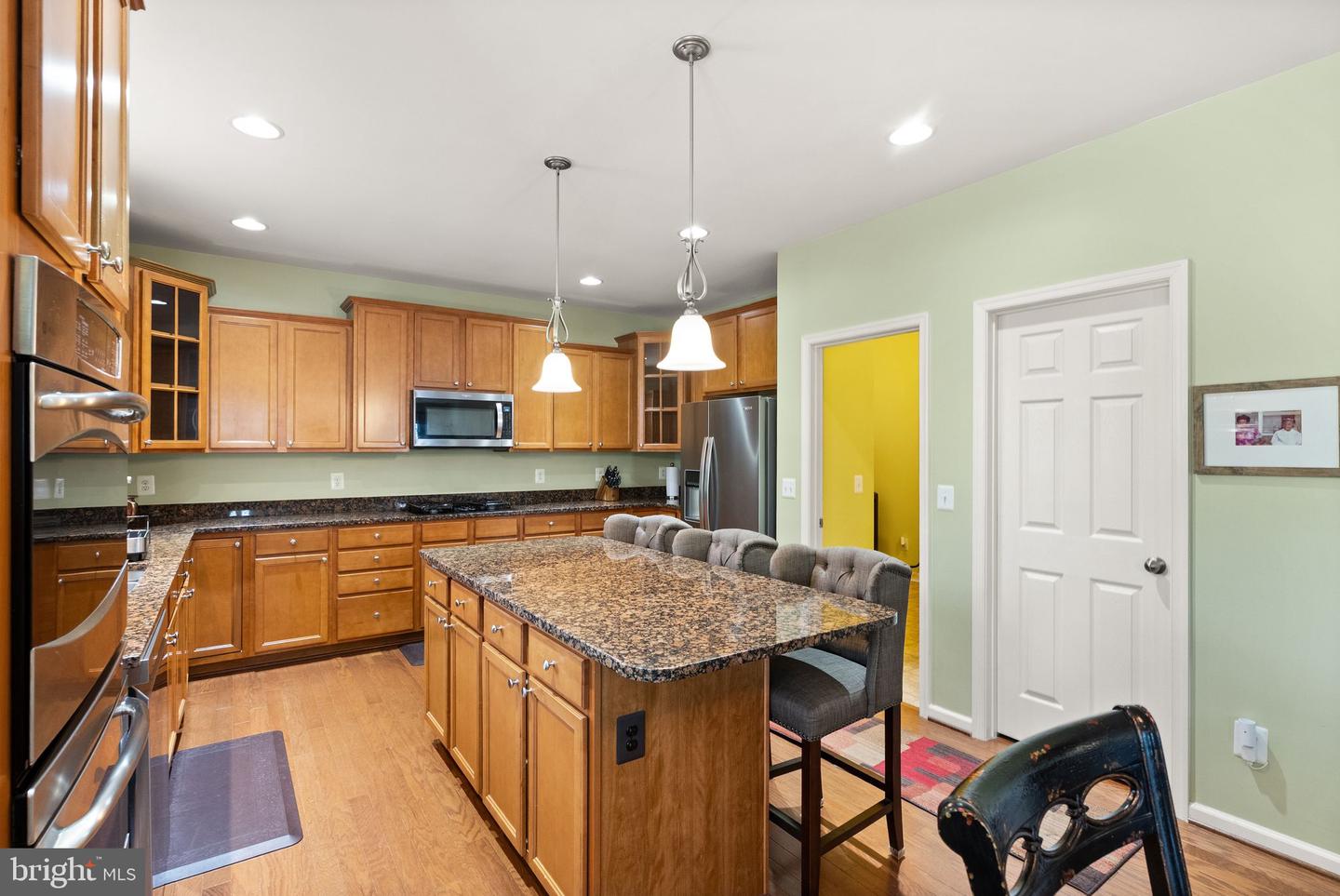 5638 MINNIE CT, WOODBRIDGE, Virginia 22193, 5 Bedrooms Bedrooms, ,3 BathroomsBathrooms,Residential,For sale,5638 MINNIE CT,VAPW2096532 MLS # VAPW2096532