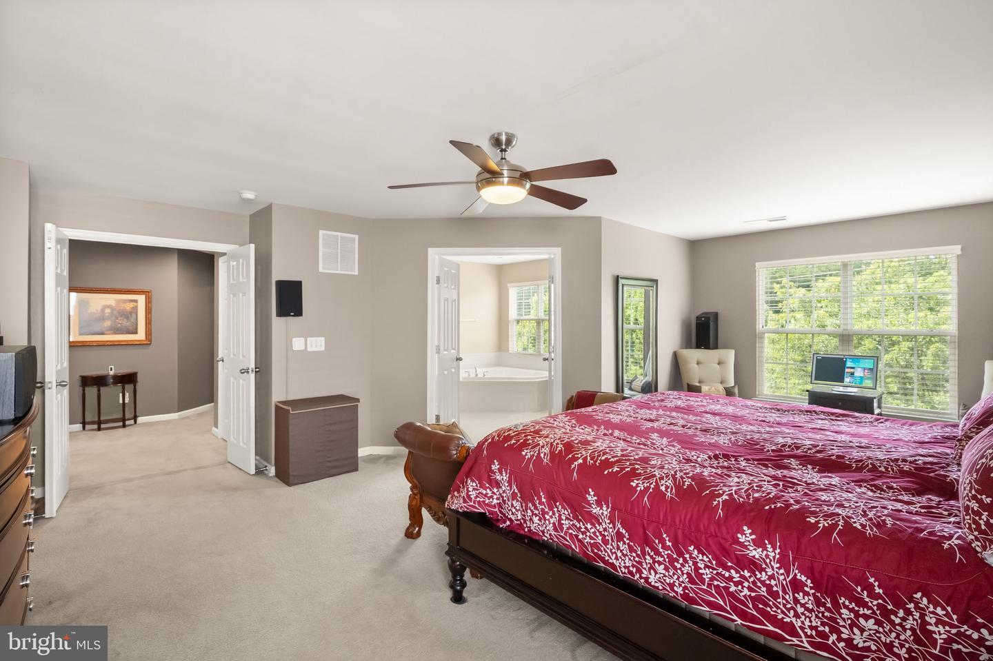 5638 MINNIE CT, WOODBRIDGE, Virginia 22193, 5 Bedrooms Bedrooms, ,3 BathroomsBathrooms,Residential,For sale,5638 MINNIE CT,VAPW2096532 MLS # VAPW2096532