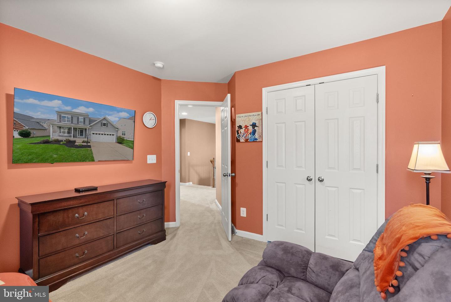 5638 MINNIE CT, WOODBRIDGE, Virginia 22193, 5 Bedrooms Bedrooms, ,3 BathroomsBathrooms,Residential,For sale,5638 MINNIE CT,VAPW2096532 MLS # VAPW2096532