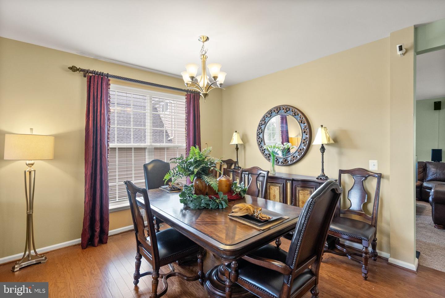 5638 MINNIE CT, WOODBRIDGE, Virginia 22193, 5 Bedrooms Bedrooms, ,3 BathroomsBathrooms,Residential,For sale,5638 MINNIE CT,VAPW2096532 MLS # VAPW2096532