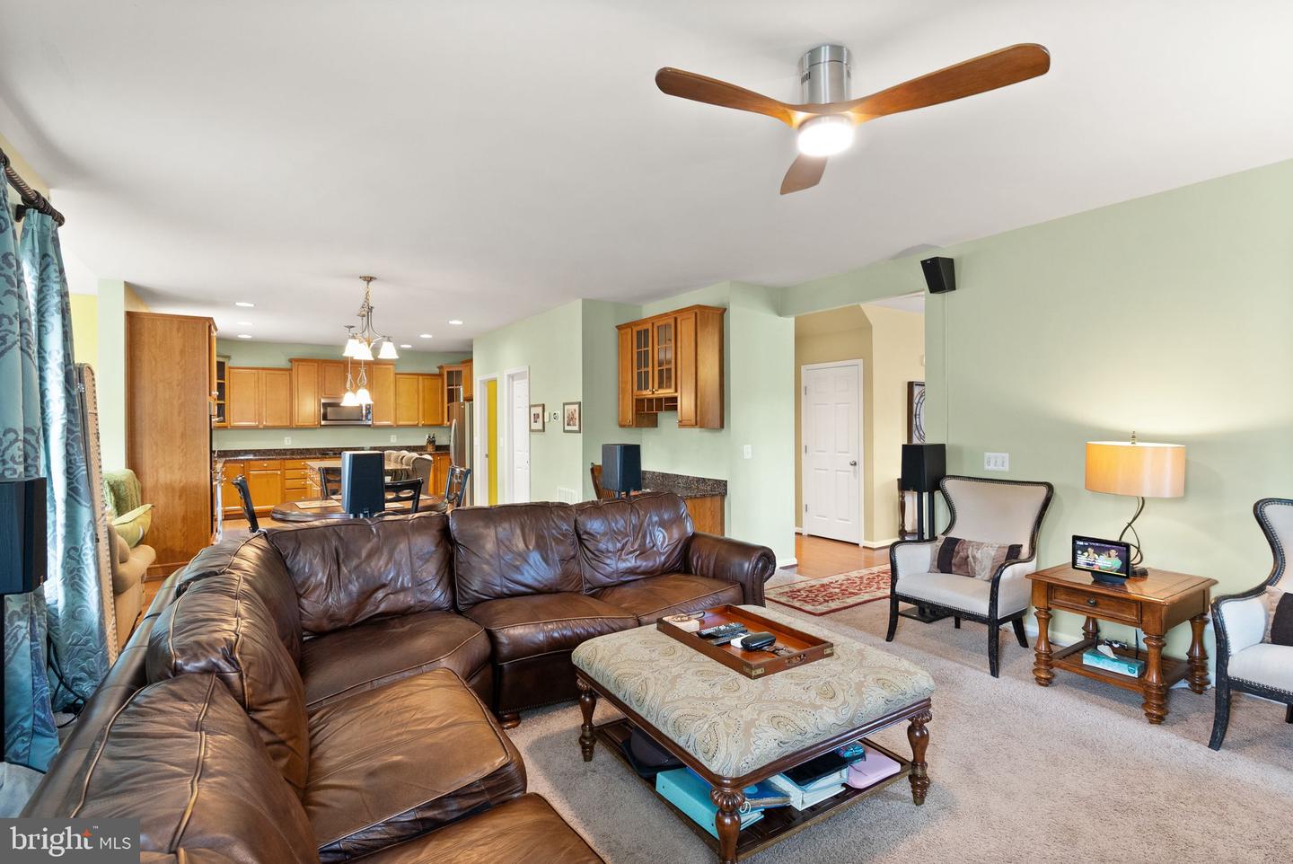 5638 MINNIE CT, WOODBRIDGE, Virginia 22193, 5 Bedrooms Bedrooms, ,3 BathroomsBathrooms,Residential,For sale,5638 MINNIE CT,VAPW2096532 MLS # VAPW2096532