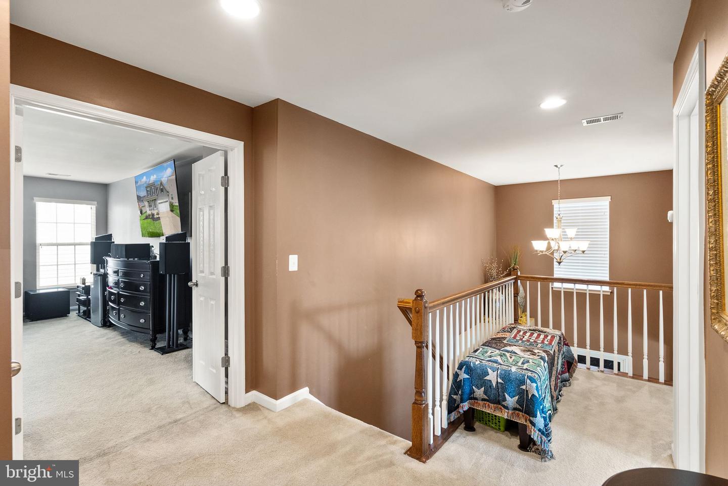 5638 MINNIE CT, WOODBRIDGE, Virginia 22193, 5 Bedrooms Bedrooms, ,3 BathroomsBathrooms,Residential,For sale,5638 MINNIE CT,VAPW2096532 MLS # VAPW2096532