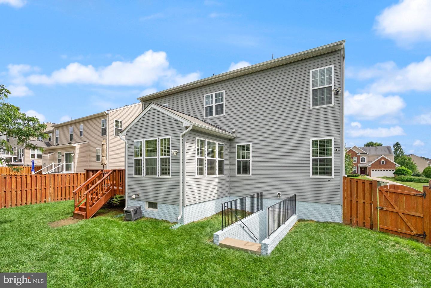 5638 MINNIE CT, WOODBRIDGE, Virginia 22193, 5 Bedrooms Bedrooms, ,3 BathroomsBathrooms,Residential,For sale,5638 MINNIE CT,VAPW2096532 MLS # VAPW2096532