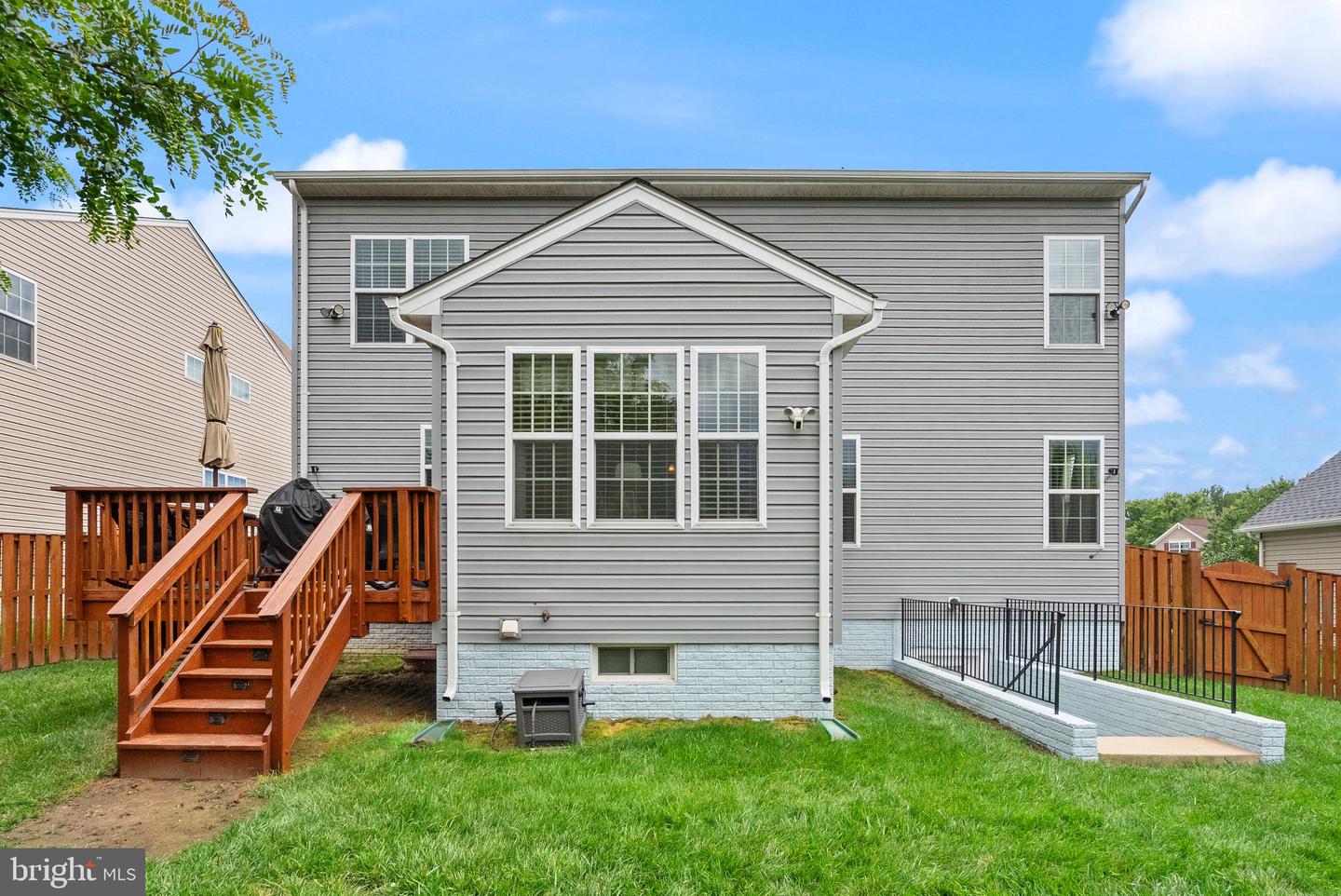 5638 MINNIE CT, WOODBRIDGE, Virginia 22193, 5 Bedrooms Bedrooms, ,3 BathroomsBathrooms,Residential,For sale,5638 MINNIE CT,VAPW2096532 MLS # VAPW2096532
