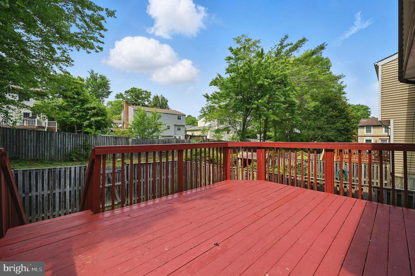 9922 OAKDALE WOODS CT, VIENNA, Virginia 22181, 3 Bedrooms Bedrooms, ,2 BathroomsBathrooms,Residential,For sale,9922 OAKDALE WOODS CT,VAFX2246170 MLS # VAFX2246170