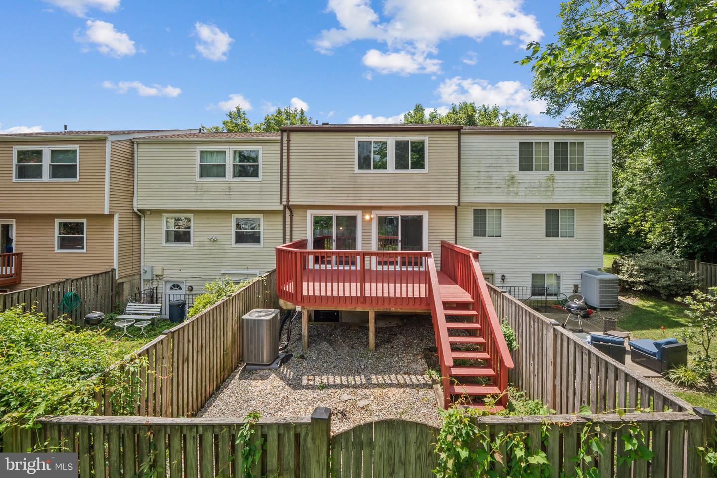 9922 OAKDALE WOODS CT, VIENNA, Virginia 22181, 3 Bedrooms Bedrooms, ,2 BathroomsBathrooms,Residential,For sale,9922 OAKDALE WOODS CT,VAFX2246170 MLS # VAFX2246170