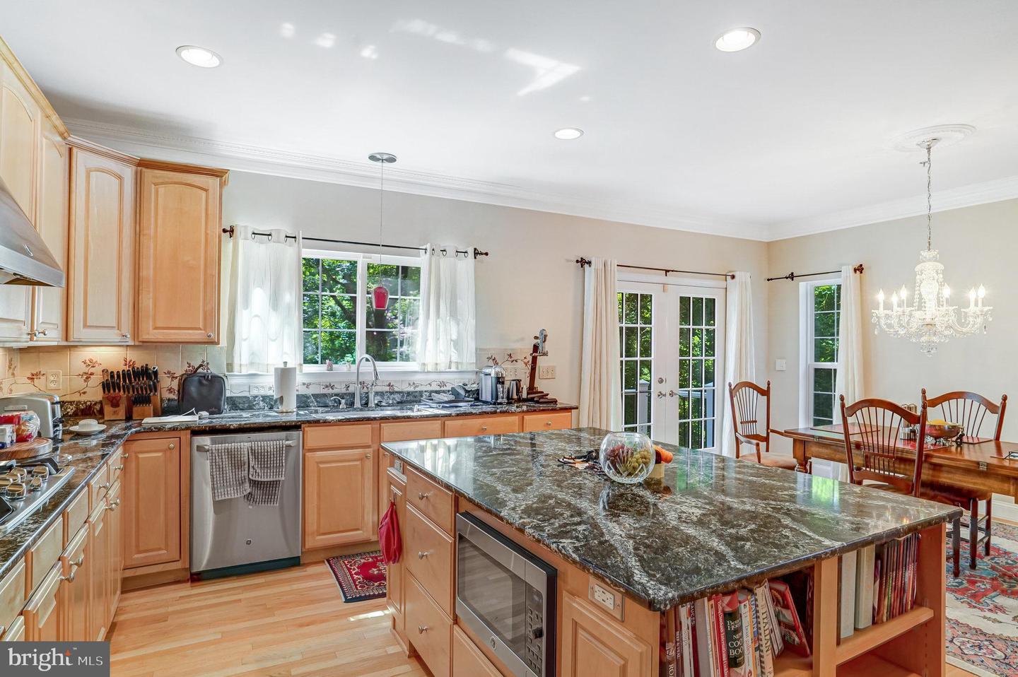 10 PHOENIX MILL PL, ALEXANDRIA, Virginia 22304, 3 Bedrooms Bedrooms, ,4 BathroomsBathrooms,Residential,For sale,10 PHOENIX MILL PL,VAAX2046274 MLS # VAAX2046274
