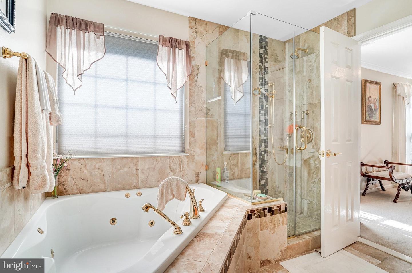 10 PHOENIX MILL PL, ALEXANDRIA, Virginia 22304, 3 Bedrooms Bedrooms, ,4 BathroomsBathrooms,Residential,For sale,10 PHOENIX MILL PL,VAAX2046274 MLS # VAAX2046274