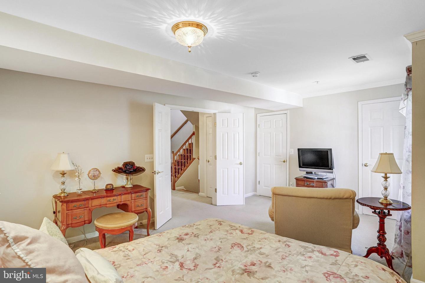 10 PHOENIX MILL PL, ALEXANDRIA, Virginia 22304, 3 Bedrooms Bedrooms, ,4 BathroomsBathrooms,Residential,For sale,10 PHOENIX MILL PL,VAAX2046274 MLS # VAAX2046274