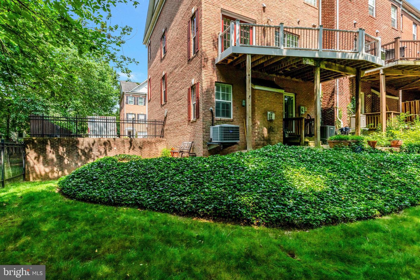 10 PHOENIX MILL PL, ALEXANDRIA, Virginia 22304, 3 Bedrooms Bedrooms, ,4 BathroomsBathrooms,Residential,For sale,10 PHOENIX MILL PL,VAAX2046274 MLS # VAAX2046274