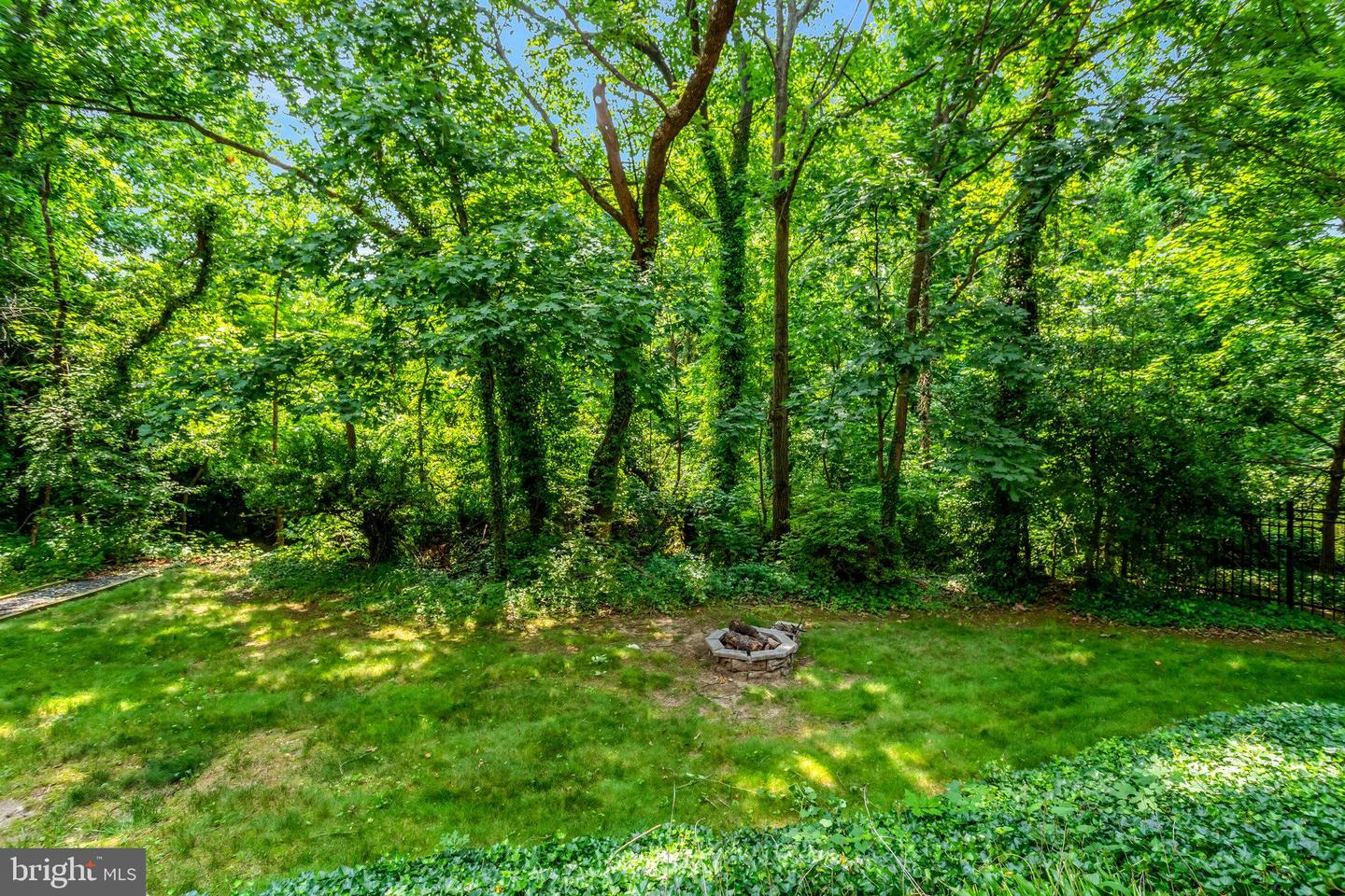 10 PHOENIX MILL PL, ALEXANDRIA, Virginia 22304, 3 Bedrooms Bedrooms, ,4 BathroomsBathrooms,Residential,For sale,10 PHOENIX MILL PL,VAAX2046274 MLS # VAAX2046274