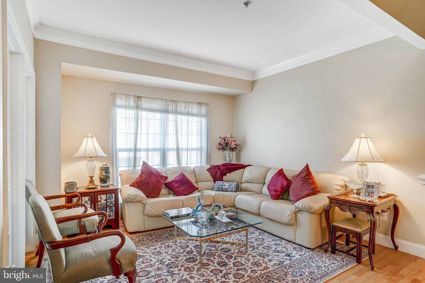 10 PHOENIX MILL PL, ALEXANDRIA, Virginia 22304, 3 Bedrooms Bedrooms, ,4 BathroomsBathrooms,Residential,For sale,10 PHOENIX MILL PL,VAAX2046274 MLS # VAAX2046274