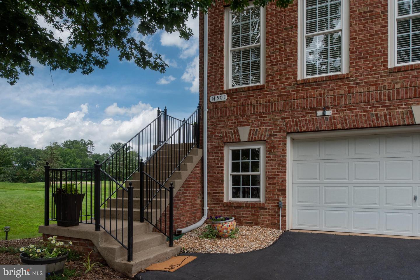 14501 GUILFORD RIDGE RD, HAYMARKET, Virginia 20169, 3 Bedrooms Bedrooms, ,2 BathroomsBathrooms,Residential,For sale,14501 GUILFORD RIDGE RD,VAPW2096604 MLS # VAPW2096604