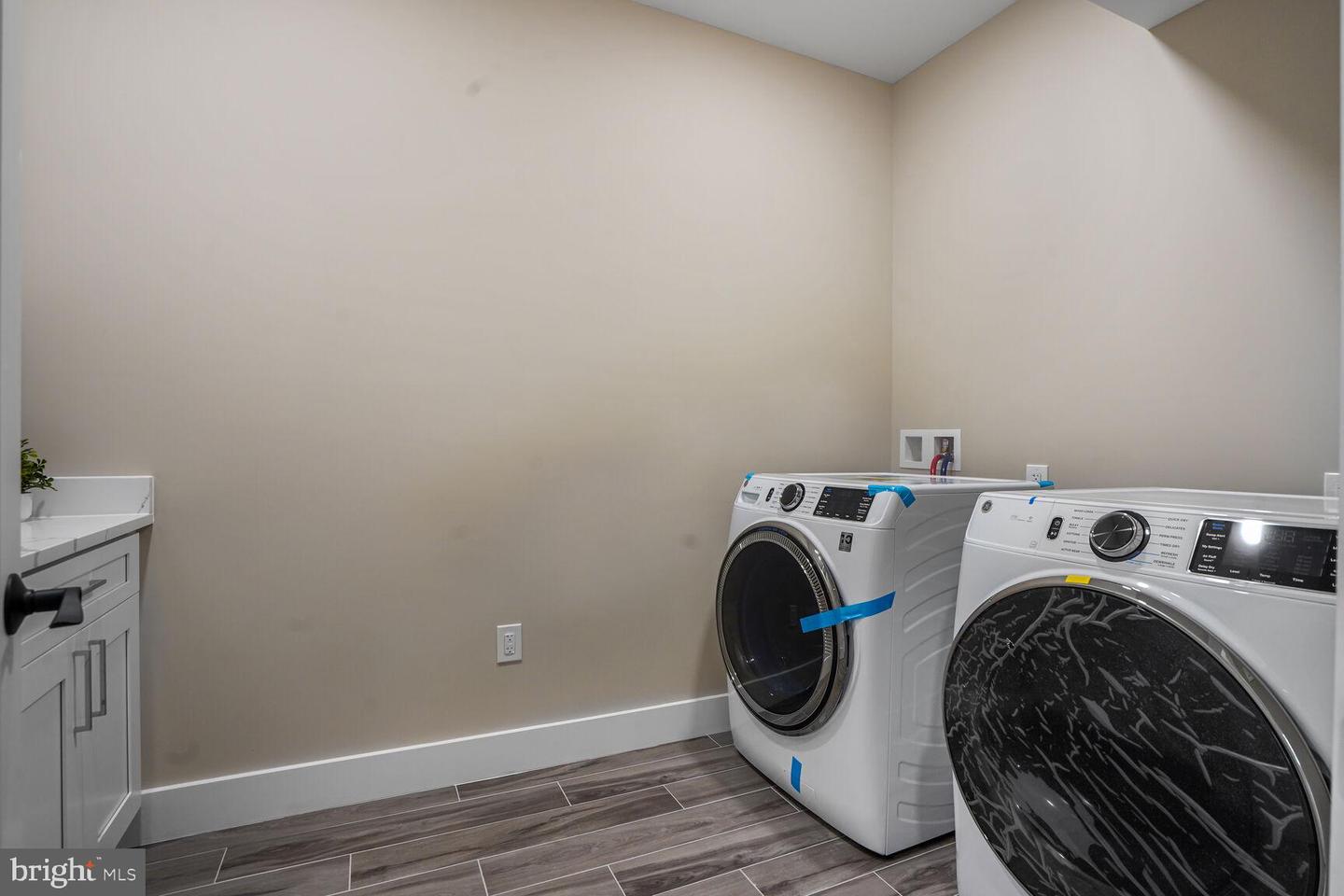 504 KINGSLEY RD SW, VIENNA, Virginia 22180, 7 Bedrooms Bedrooms, ,6 BathroomsBathrooms,Residential,For sale,504 KINGSLEY RD SW,VAFX2246344 MLS # VAFX2246344