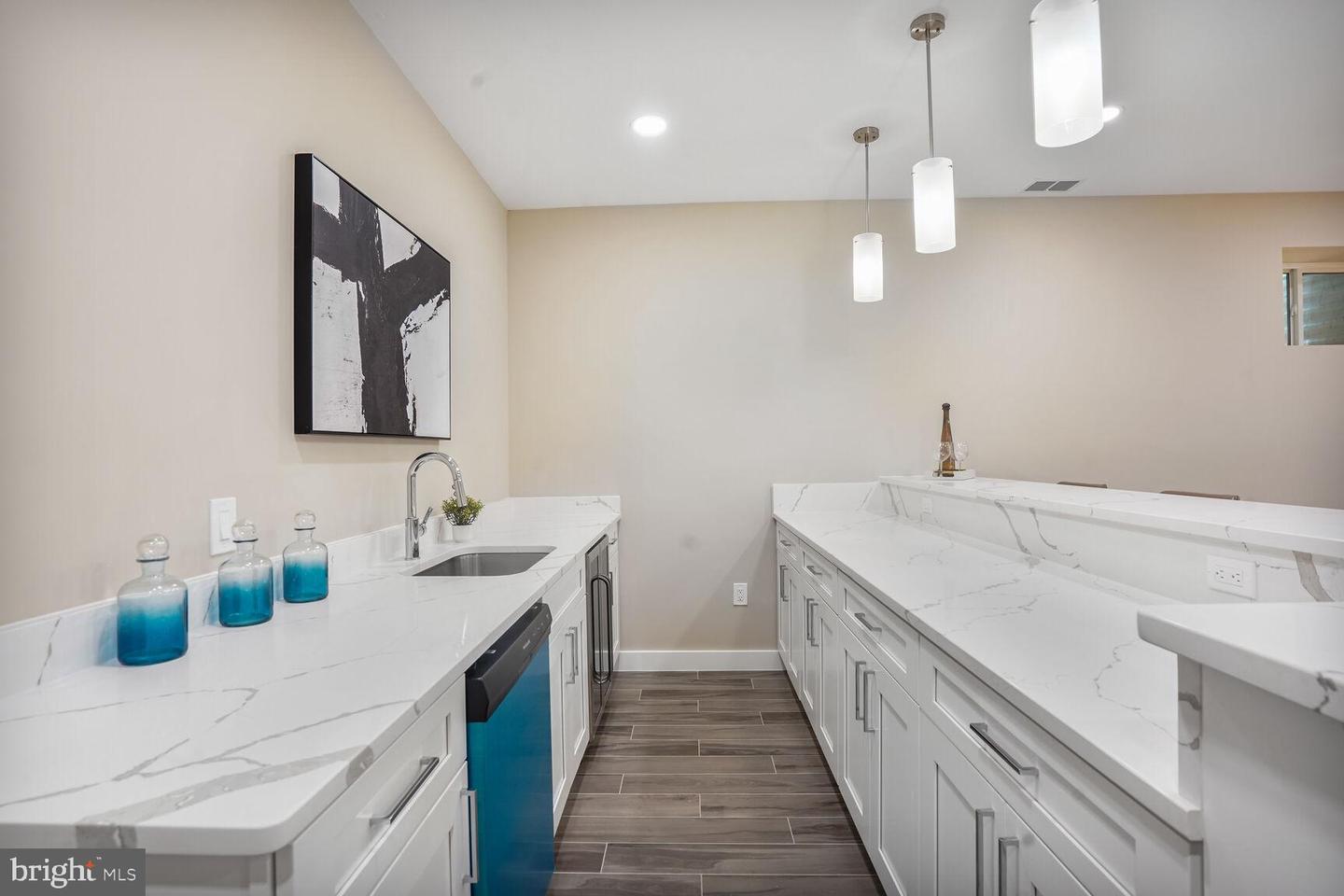 504 KINGSLEY RD SW, VIENNA, Virginia 22180, 7 Bedrooms Bedrooms, ,6 BathroomsBathrooms,Residential,For sale,504 KINGSLEY RD SW,VAFX2246344 MLS # VAFX2246344