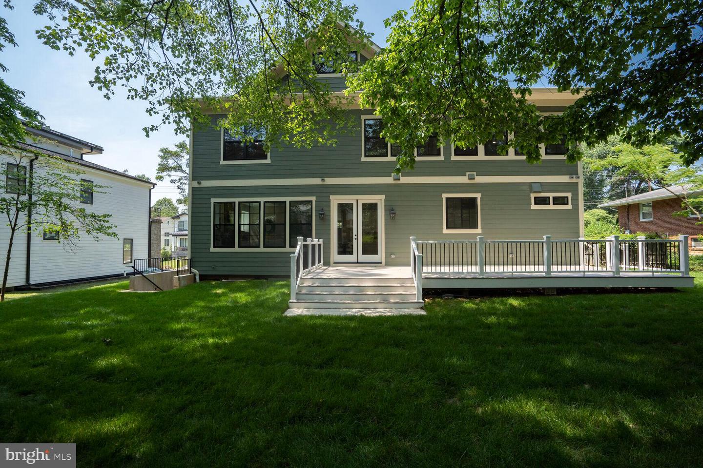 504 KINGSLEY RD SW, VIENNA, Virginia 22180, 7 Bedrooms Bedrooms, ,6 BathroomsBathrooms,Residential,For sale,504 KINGSLEY RD SW,VAFX2246344 MLS # VAFX2246344
