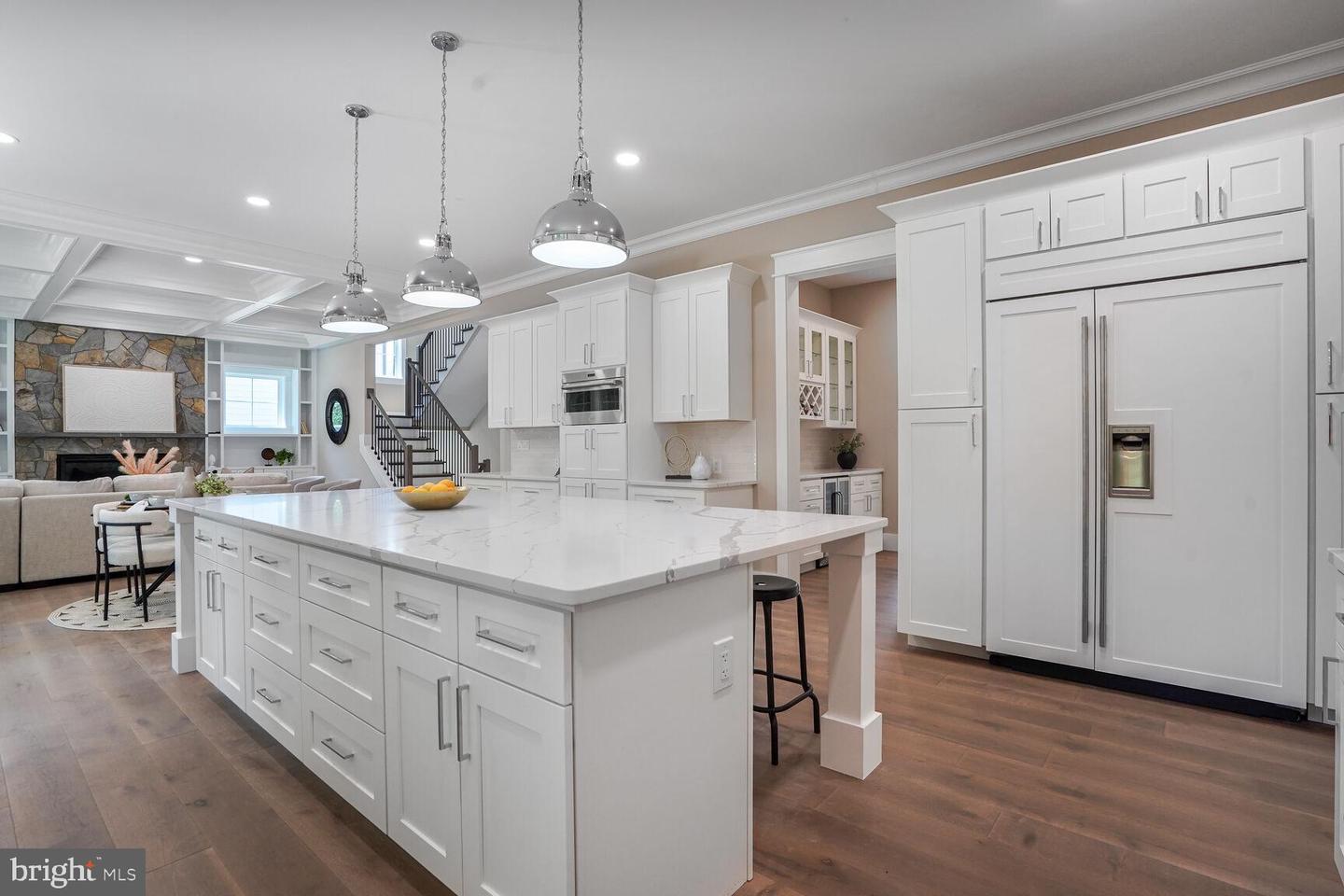 504 KINGSLEY RD SW, VIENNA, Virginia 22180, 7 Bedrooms Bedrooms, ,6 BathroomsBathrooms,Residential,For sale,504 KINGSLEY RD SW,VAFX2246344 MLS # VAFX2246344
