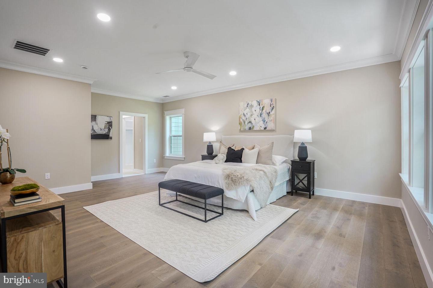 504 KINGSLEY RD SW, VIENNA, Virginia 22180, 7 Bedrooms Bedrooms, ,6 BathroomsBathrooms,Residential,For sale,504 KINGSLEY RD SW,VAFX2246344 MLS # VAFX2246344