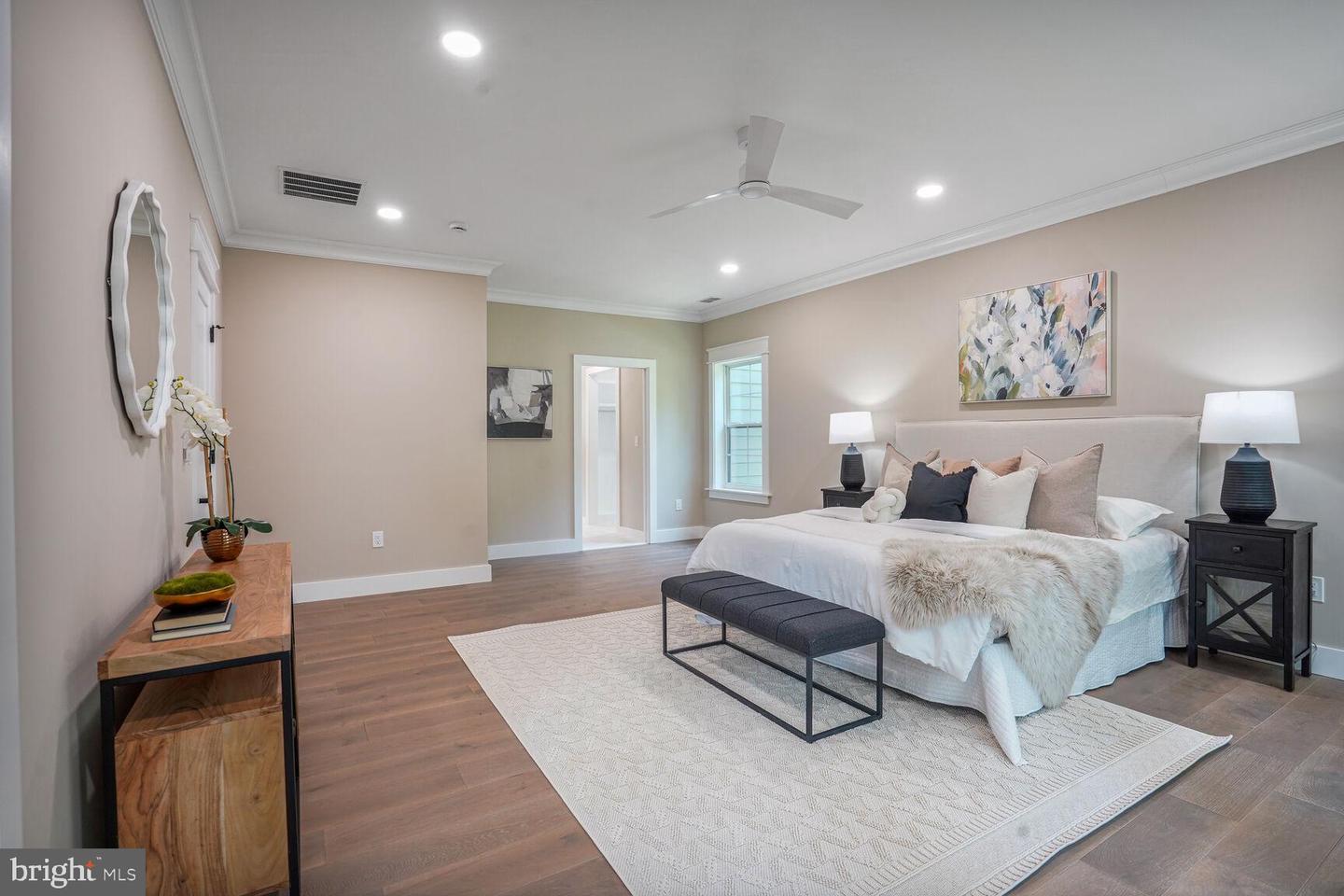 504 KINGSLEY RD SW, VIENNA, Virginia 22180, 7 Bedrooms Bedrooms, ,6 BathroomsBathrooms,Residential,For sale,504 KINGSLEY RD SW,VAFX2246344 MLS # VAFX2246344