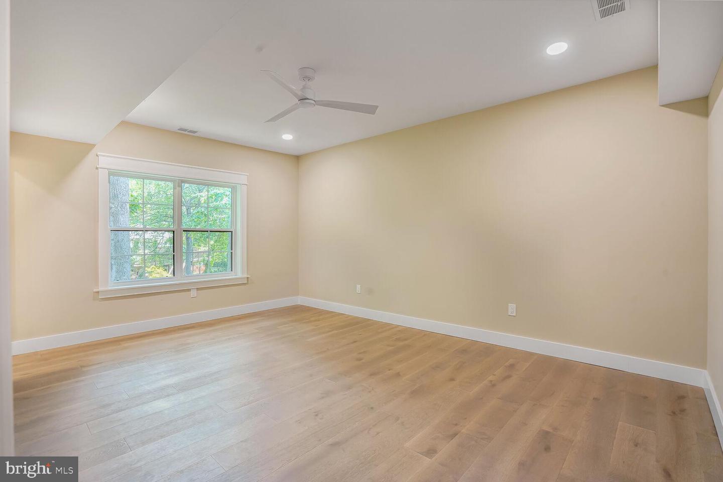 504 KINGSLEY RD SW, VIENNA, Virginia 22180, 7 Bedrooms Bedrooms, ,6 BathroomsBathrooms,Residential,For sale,504 KINGSLEY RD SW,VAFX2246344 MLS # VAFX2246344