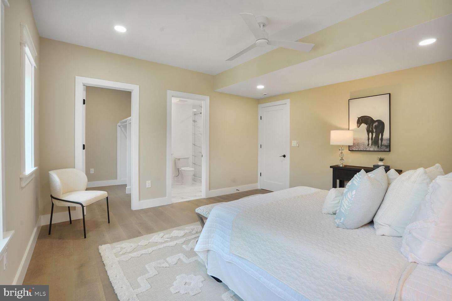 504 KINGSLEY RD SW, VIENNA, Virginia 22180, 7 Bedrooms Bedrooms, ,6 BathroomsBathrooms,Residential,For sale,504 KINGSLEY RD SW,VAFX2246344 MLS # VAFX2246344