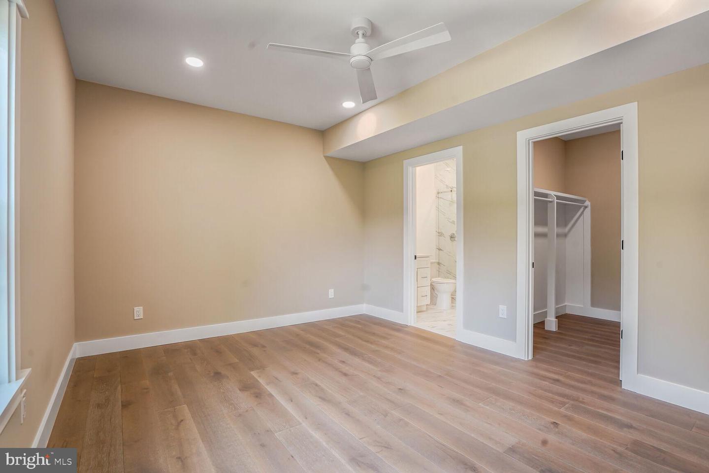 504 KINGSLEY RD SW, VIENNA, Virginia 22180, 7 Bedrooms Bedrooms, ,6 BathroomsBathrooms,Residential,For sale,504 KINGSLEY RD SW,VAFX2246344 MLS # VAFX2246344