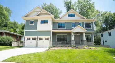 504 KINGSLEY RD SW, VIENNA, Virginia 22180, 7 Bedrooms Bedrooms, ,6 BathroomsBathrooms,Residential,For sale,504 KINGSLEY RD SW,VAFX2246344 MLS # VAFX2246344