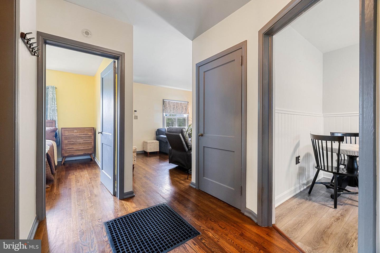 213 WEST ST, WINCHESTER, Virginia 22601, 2 Bedrooms Bedrooms, ,1 BathroomBathrooms,Residential,For sale,213 WEST ST,VAWI2007936 MLS # VAWI2007936