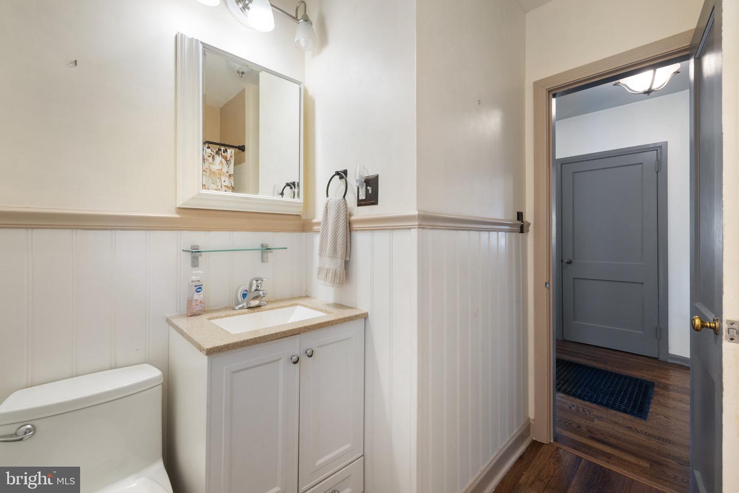213 WEST ST, WINCHESTER, Virginia 22601, 2 Bedrooms Bedrooms, ,1 BathroomBathrooms,Residential,For sale,213 WEST ST,VAWI2007936 MLS # VAWI2007936