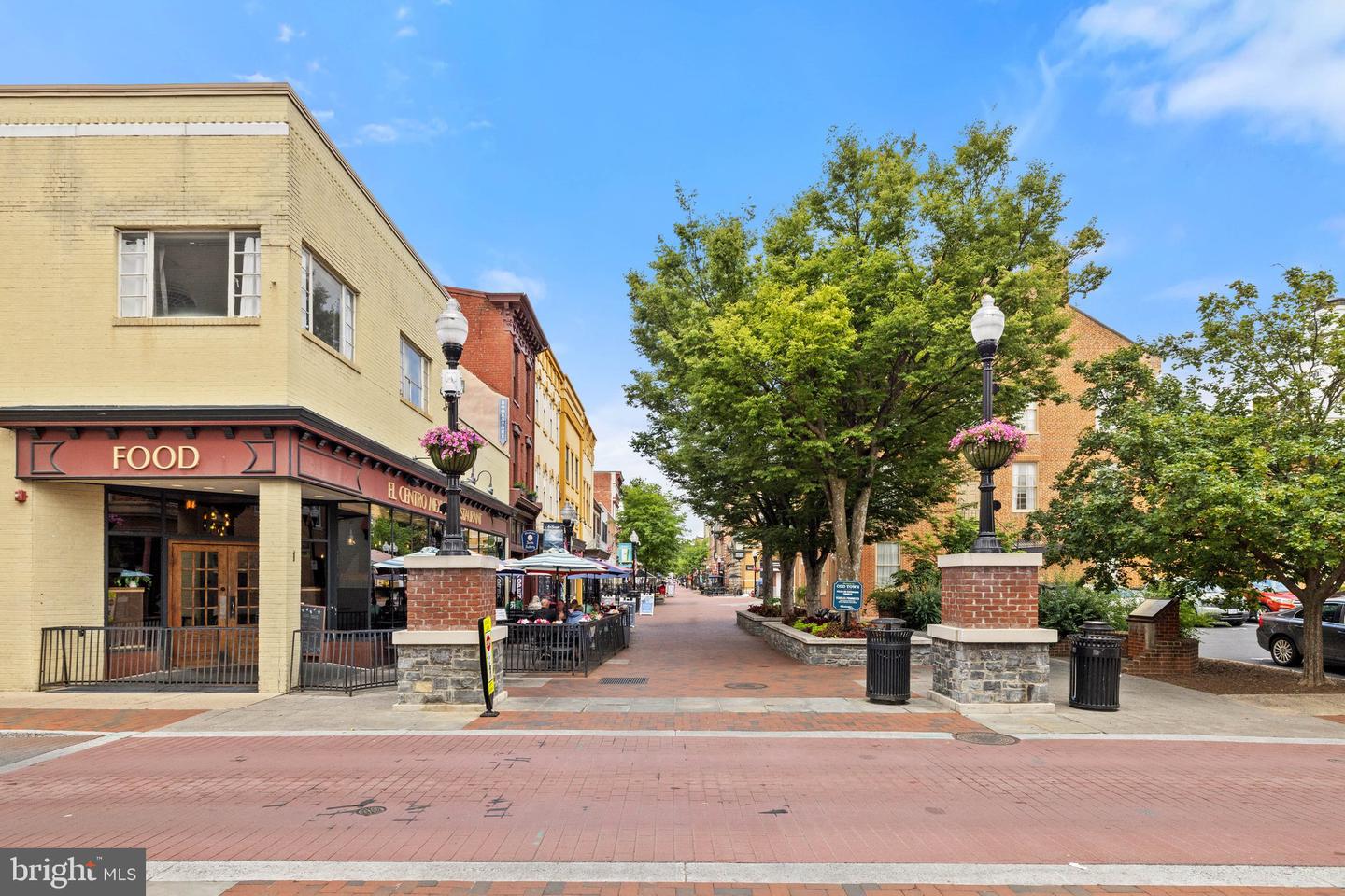 213 WEST ST, WINCHESTER, Virginia 22601, 2 Bedrooms Bedrooms, ,1 BathroomBathrooms,Residential,For sale,213 WEST ST,VAWI2007936 MLS # VAWI2007936