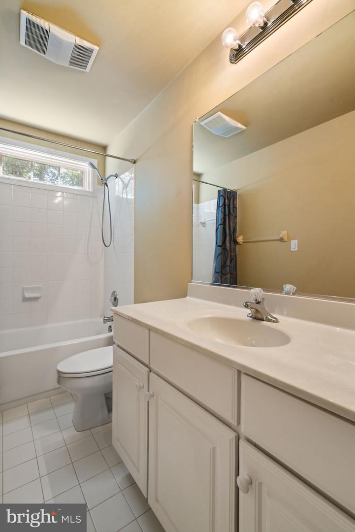 123 ARDEN LN, STAFFORD, Virginia 22556, 5 Bedrooms Bedrooms, ,4 BathroomsBathrooms,Residential,For sale,123 ARDEN LN,VAST2039652 MLS # VAST2039652