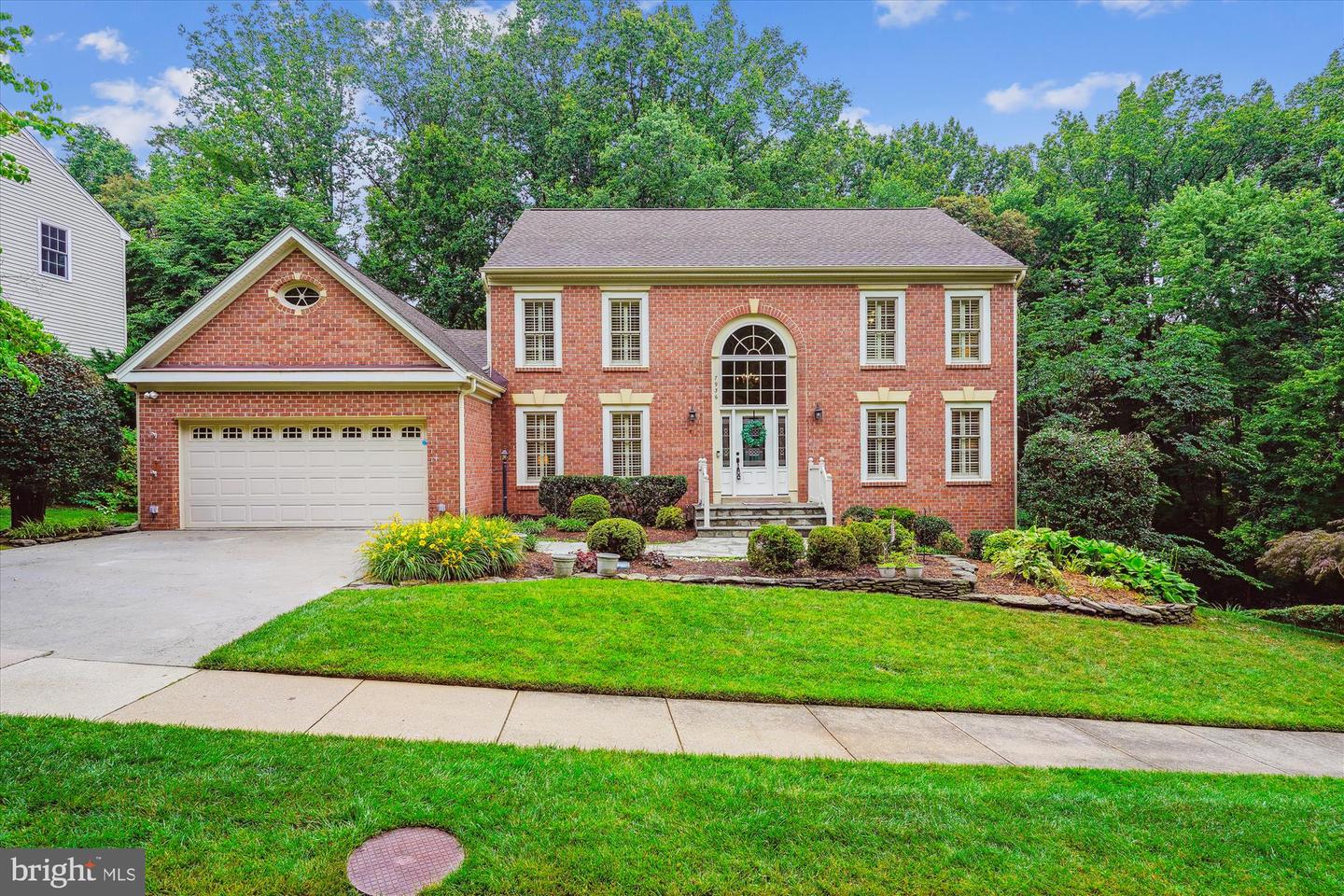 7936 LOBELIA LN, SPRINGFIELD, Virginia 22152, 4 Bedrooms Bedrooms, ,3 BathroomsBathrooms,Residential,For sale,7936 LOBELIA LN,VAFX2246626 MLS # VAFX2246626