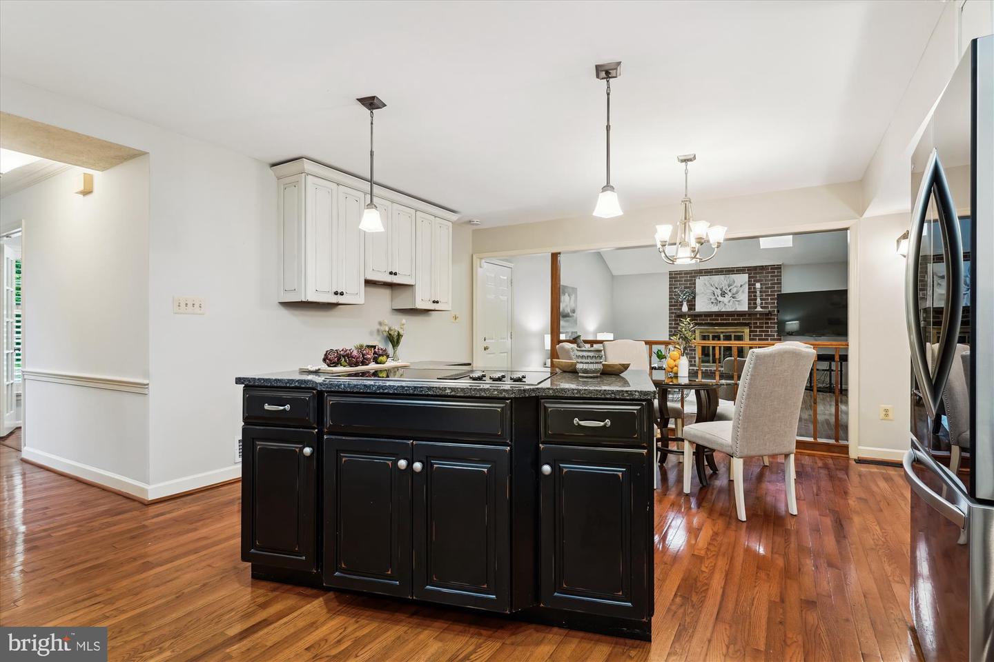 7936 LOBELIA LN, SPRINGFIELD, Virginia 22152, 4 Bedrooms Bedrooms, ,3 BathroomsBathrooms,Residential,For sale,7936 LOBELIA LN,VAFX2246626 MLS # VAFX2246626