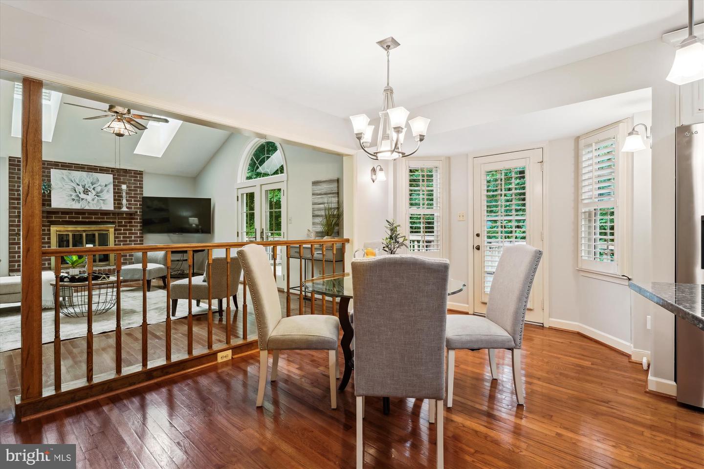 7936 LOBELIA LN, SPRINGFIELD, Virginia 22152, 4 Bedrooms Bedrooms, ,3 BathroomsBathrooms,Residential,For sale,7936 LOBELIA LN,VAFX2246626 MLS # VAFX2246626