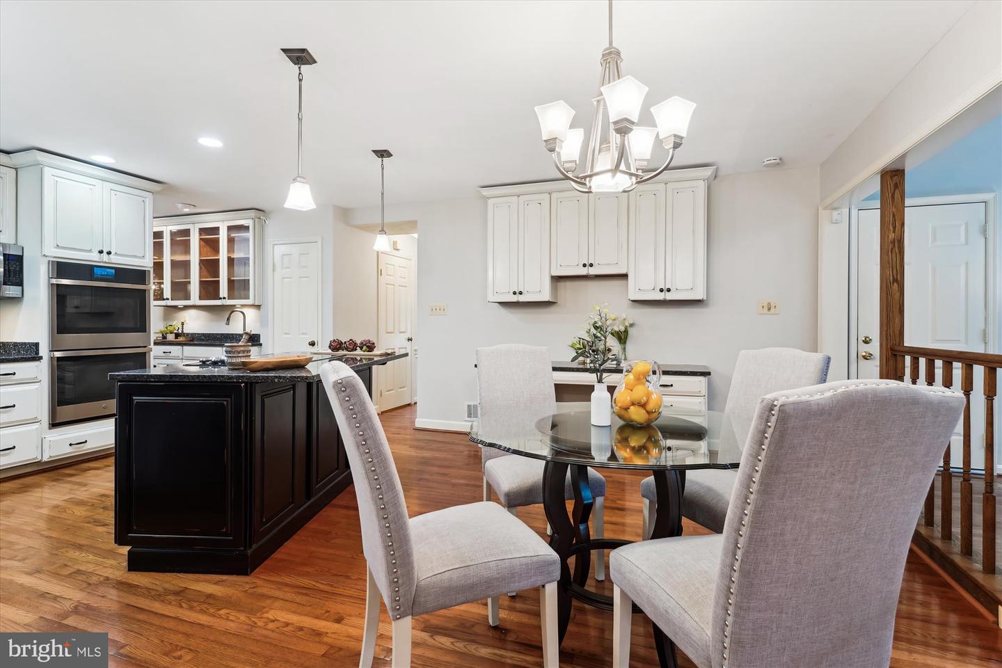 7936 LOBELIA LN, SPRINGFIELD, Virginia 22152, 4 Bedrooms Bedrooms, ,3 BathroomsBathrooms,Residential,For sale,7936 LOBELIA LN,VAFX2246626 MLS # VAFX2246626