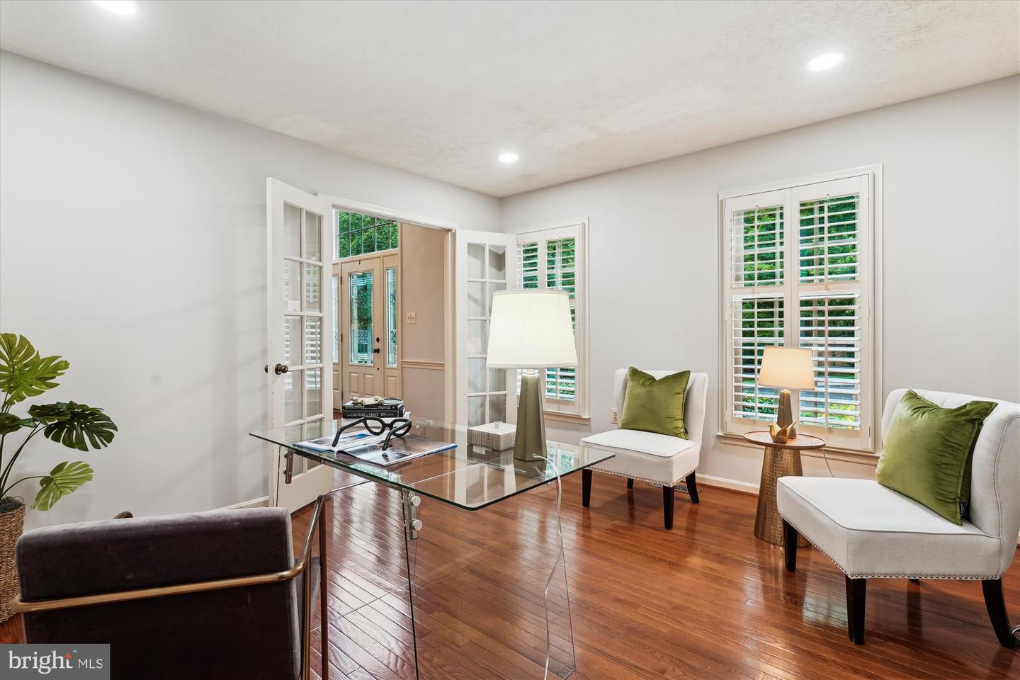 7936 LOBELIA LN, SPRINGFIELD, Virginia 22152, 4 Bedrooms Bedrooms, ,3 BathroomsBathrooms,Residential,For sale,7936 LOBELIA LN,VAFX2246626 MLS # VAFX2246626