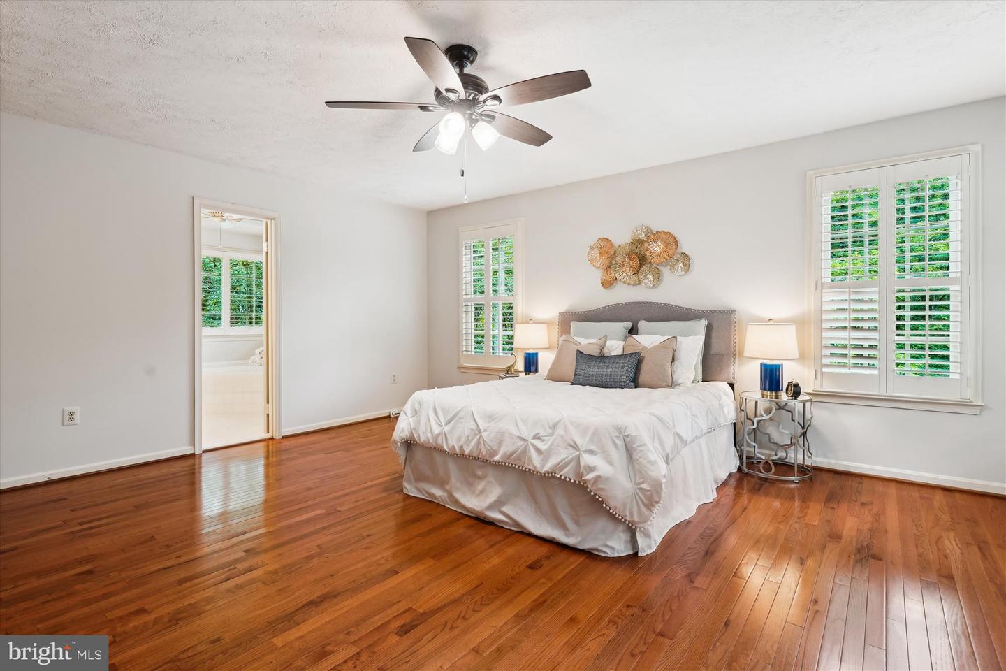 7936 LOBELIA LN, SPRINGFIELD, Virginia 22152, 4 Bedrooms Bedrooms, ,3 BathroomsBathrooms,Residential,For sale,7936 LOBELIA LN,VAFX2246626 MLS # VAFX2246626