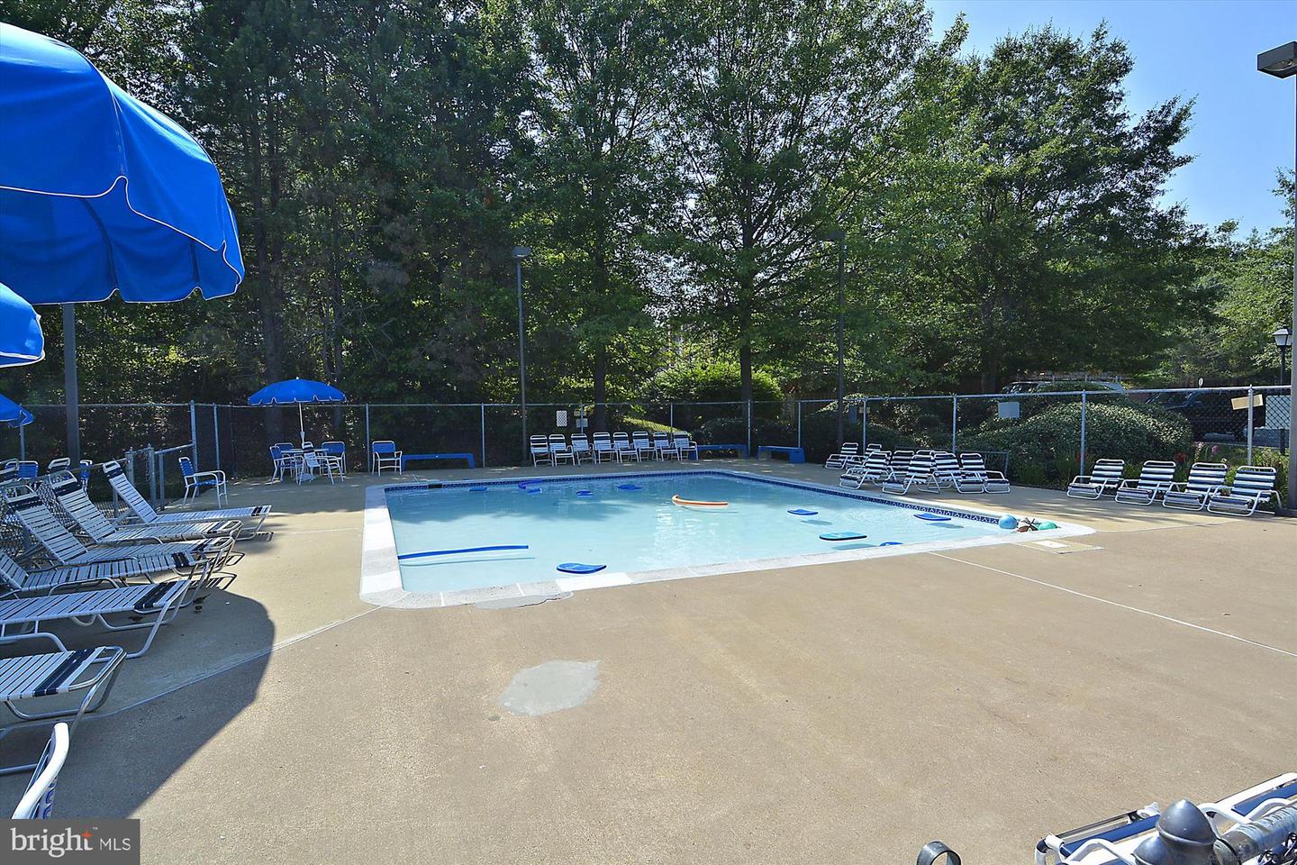 7936 LOBELIA LN, SPRINGFIELD, Virginia 22152, 4 Bedrooms Bedrooms, ,3 BathroomsBathrooms,Residential,For sale,7936 LOBELIA LN,VAFX2246626 MLS # VAFX2246626