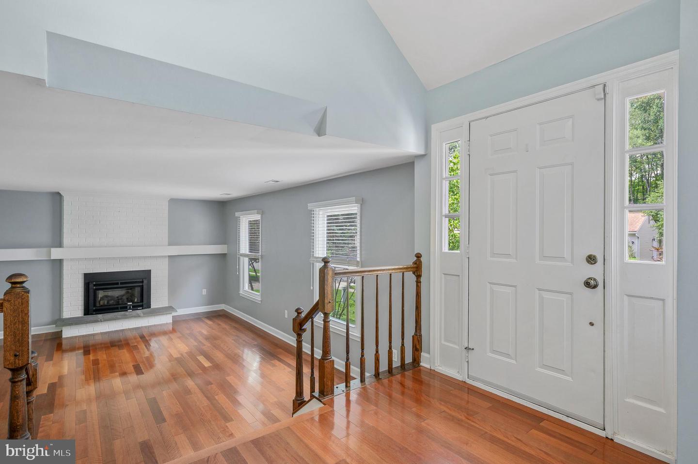5261 DUNLEIGH DR, BURKE, Virginia 22015, 4 Bedrooms Bedrooms, ,3 BathroomsBathrooms,Residential,For sale,5261 DUNLEIGH DR,VAFX2246628 MLS # VAFX2246628