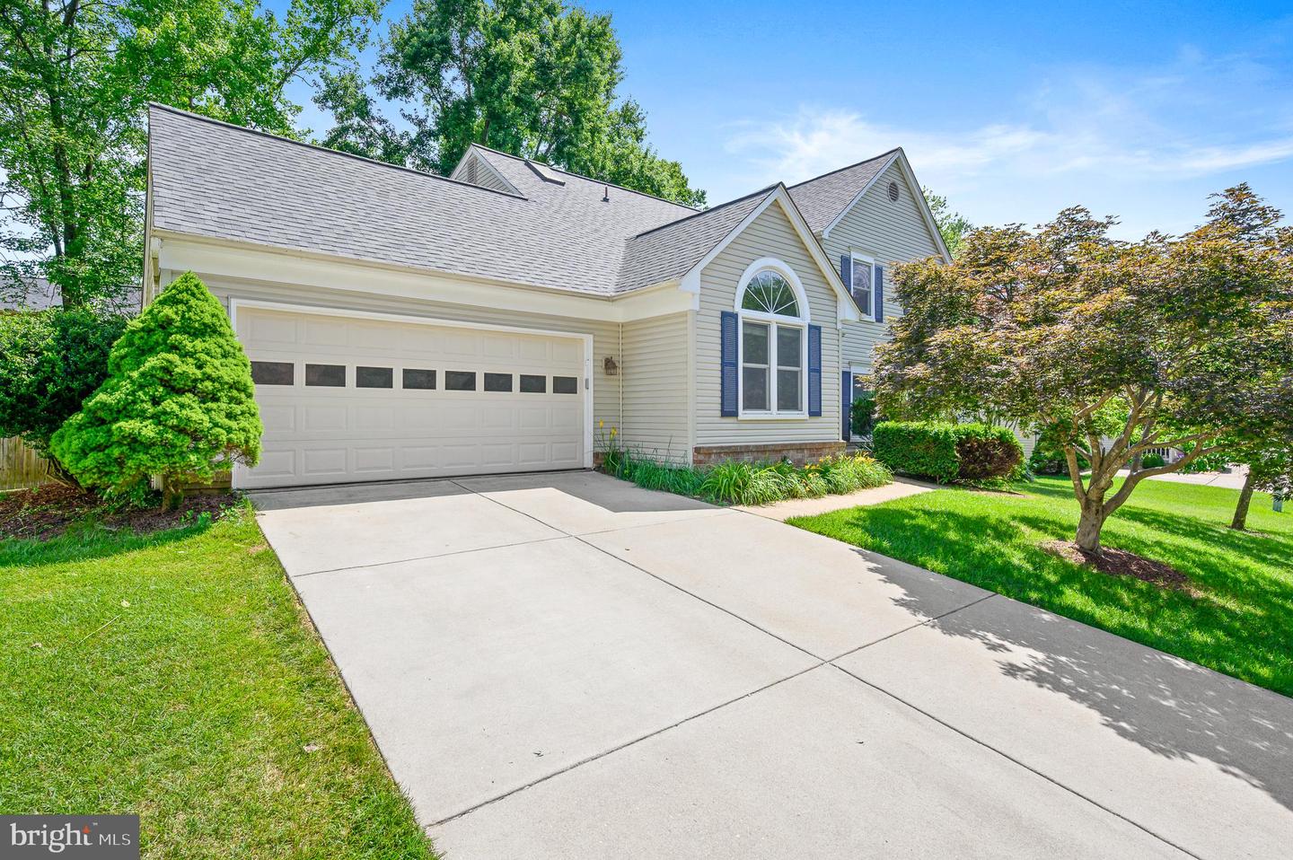 5261 DUNLEIGH DR, BURKE, Virginia 22015, 4 Bedrooms Bedrooms, ,3 BathroomsBathrooms,Residential,For sale,5261 DUNLEIGH DR,VAFX2246628 MLS # VAFX2246628