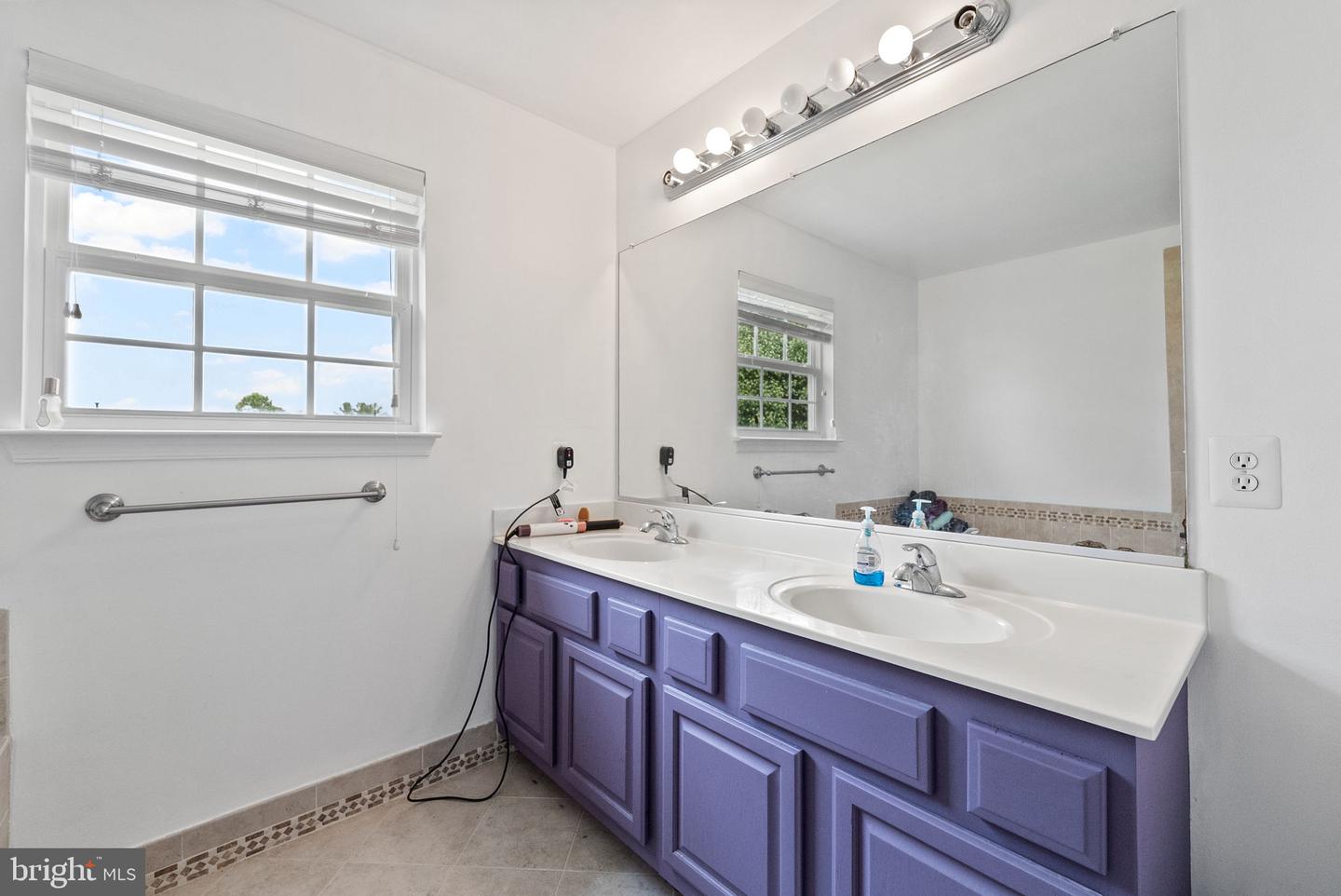 13937 REXBURG CT, WOODBRIDGE, Virginia 22193, 4 Bedrooms Bedrooms, ,3 BathroomsBathrooms,Residential,For sale,13937 REXBURG CT,VAPW2096742 MLS # VAPW2096742
