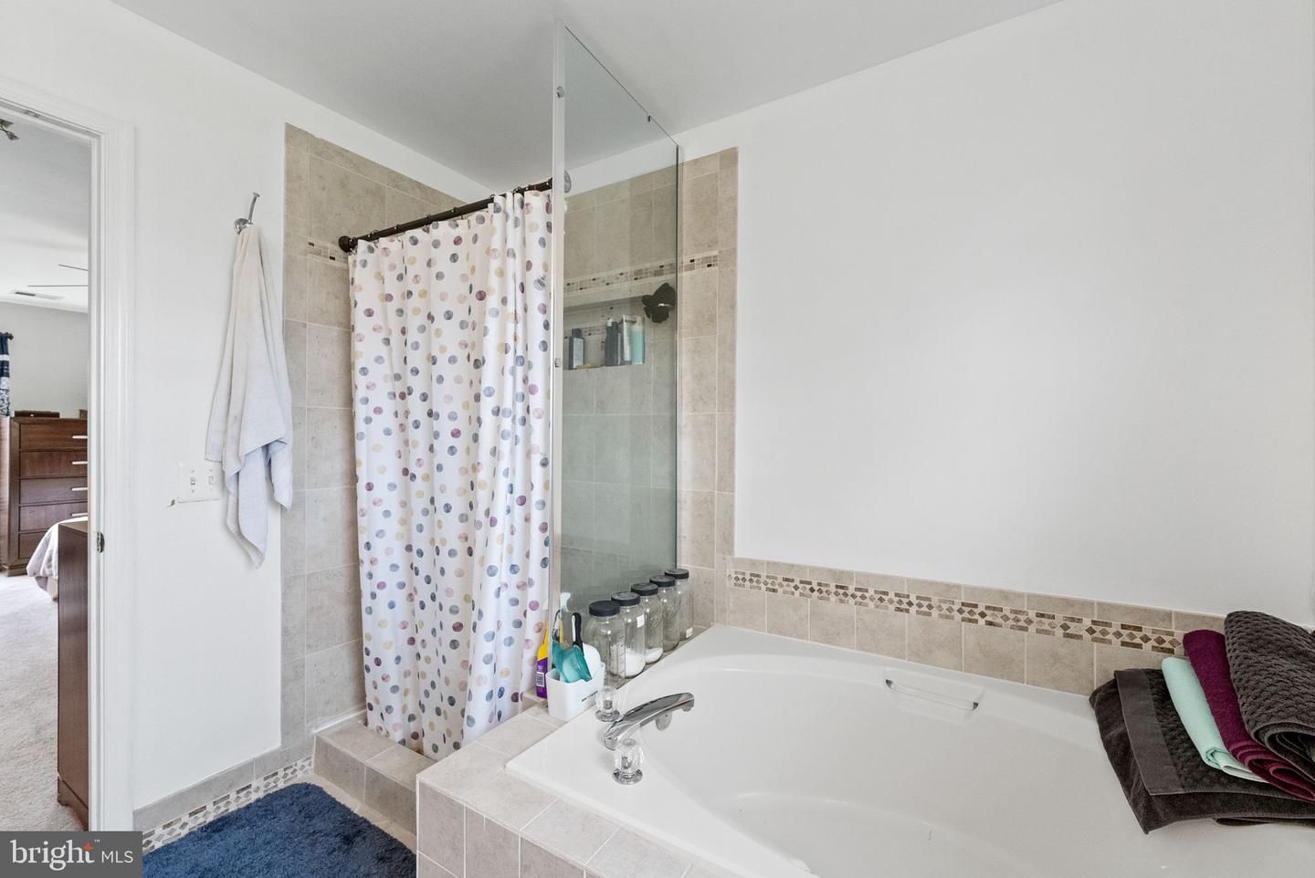 13937 REXBURG CT, WOODBRIDGE, Virginia 22193, 4 Bedrooms Bedrooms, ,3 BathroomsBathrooms,Residential,For sale,13937 REXBURG CT,VAPW2096742 MLS # VAPW2096742
