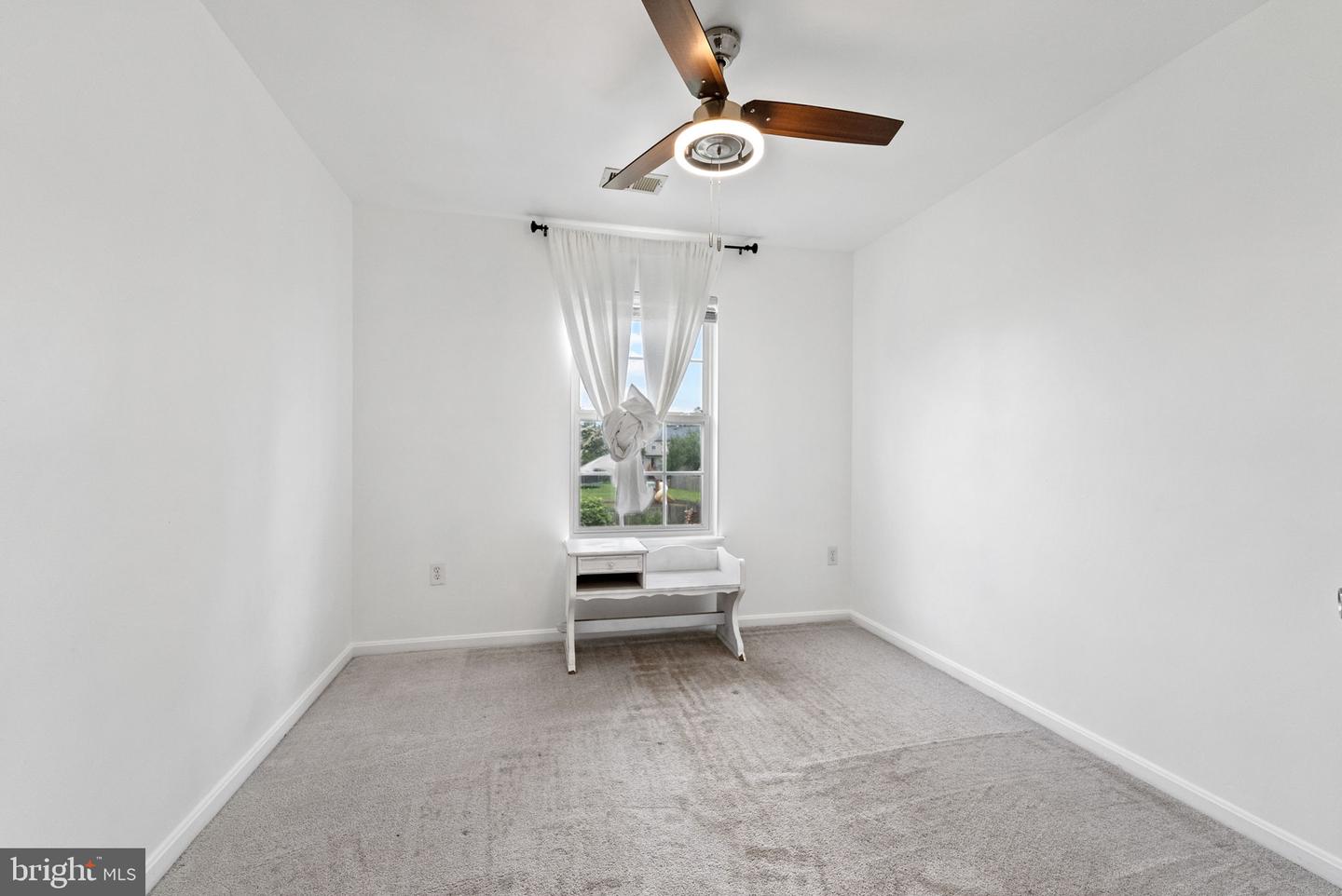 13937 REXBURG CT, WOODBRIDGE, Virginia 22193, 4 Bedrooms Bedrooms, ,3 BathroomsBathrooms,Residential,For sale,13937 REXBURG CT,VAPW2096742 MLS # VAPW2096742
