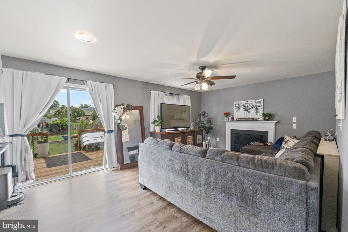13937 REXBURG CT, WOODBRIDGE, Virginia 22193, 4 Bedrooms Bedrooms, ,3 BathroomsBathrooms,Residential,For sale,13937 REXBURG CT,VAPW2096742 MLS # VAPW2096742