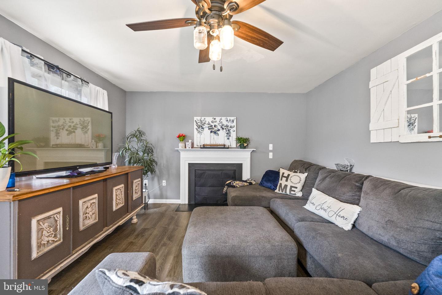 13937 REXBURG CT, WOODBRIDGE, Virginia 22193, 4 Bedrooms Bedrooms, ,3 BathroomsBathrooms,Residential,For sale,13937 REXBURG CT,VAPW2096742 MLS # VAPW2096742
