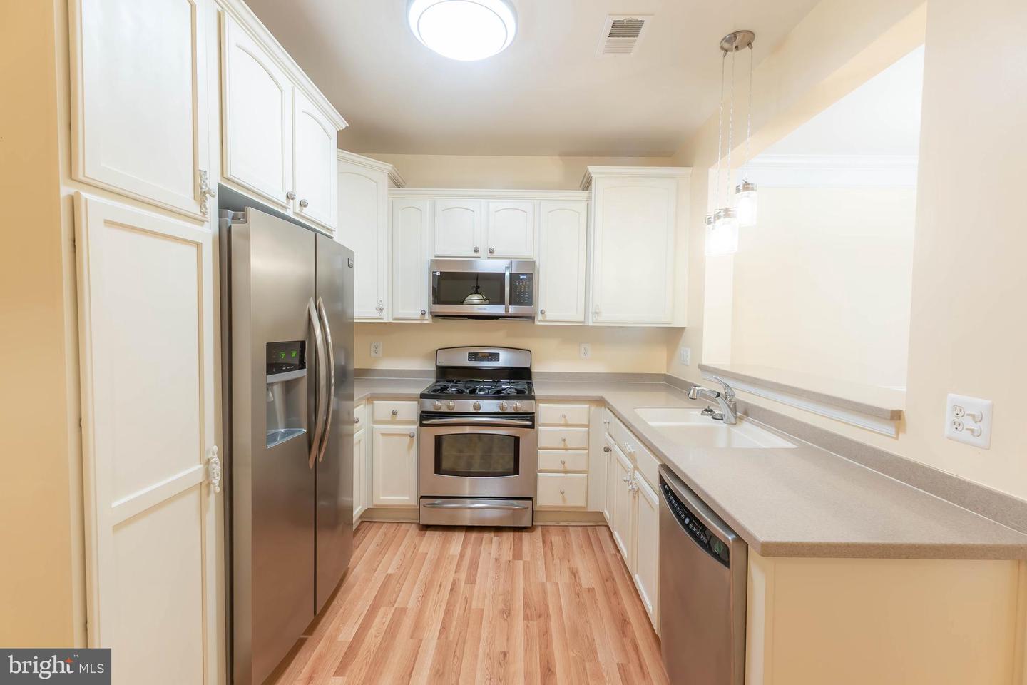 7065 HERITAGE HUNT DR #309, GAINESVILLE, Virginia 20155, 2 Bedrooms Bedrooms, ,2 BathroomsBathrooms,Residential,For sale,7065 HERITAGE HUNT DR #309,VAPW2096750 MLS # VAPW2096750