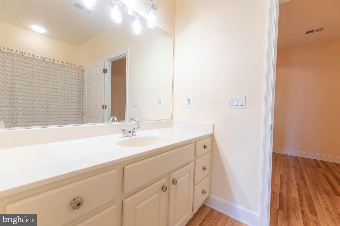 7065 HERITAGE HUNT DR #309, GAINESVILLE, Virginia 20155, 2 Bedrooms Bedrooms, ,2 BathroomsBathrooms,Residential,For sale,7065 HERITAGE HUNT DR #309,VAPW2096750 MLS # VAPW2096750